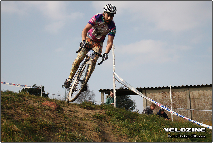 SSCX15_LeggingAction