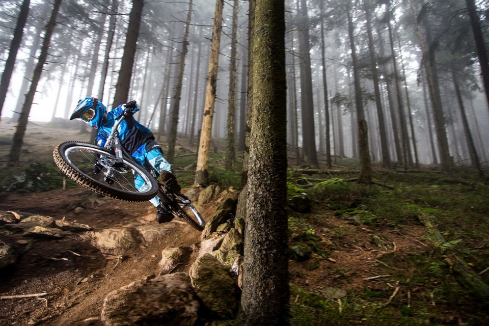 GraVity Card 14 Europese Bike Parks, één seizoenskaart Velozine