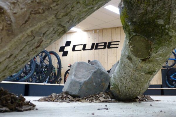 BIKE2BUILD CUBE STORE