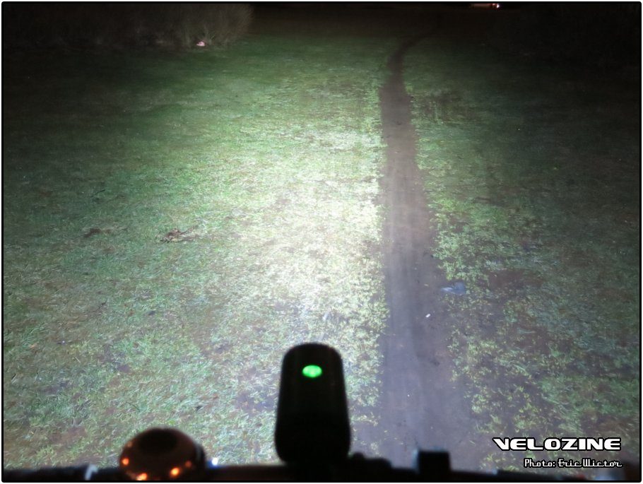 Lezyne_Deca_Drive_XXL_night__2_VZ