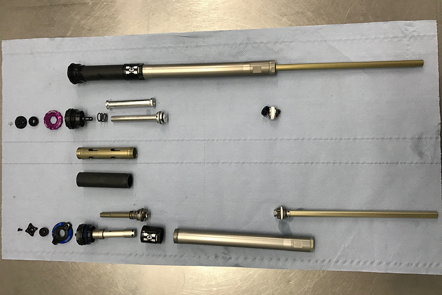 Duurtest Fast Suspension 3Way Factory Kit voor RockShox Pike Velozine