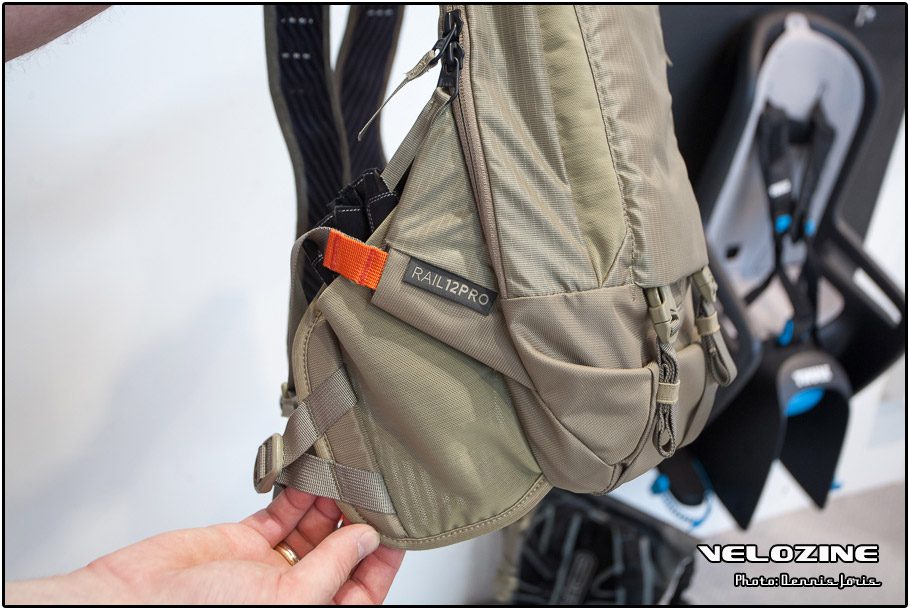 EB2018_D03_Rugzak_Thule_Rail12Pro_met_extra_Jerseypockets