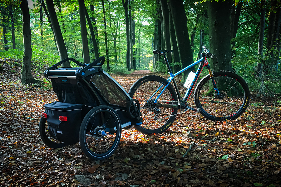 kever blozen Kruiden Test | Offroad met je kind: Thule Chariot Sport fietskar - Velozine