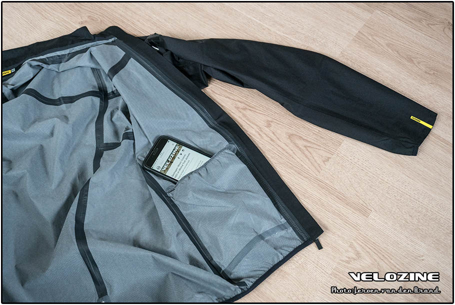 Cosmic H2O: afwerking is subliem