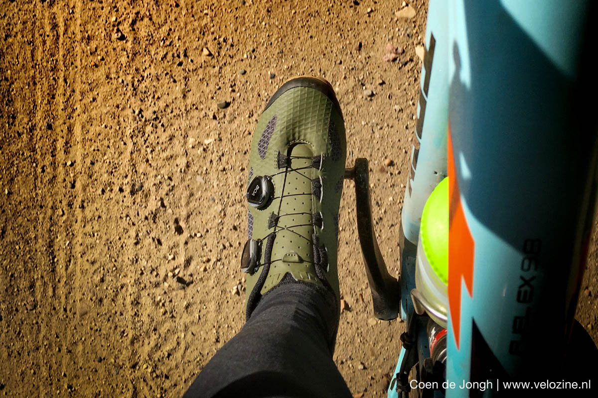 Giro Sector schoenen ingeklikt