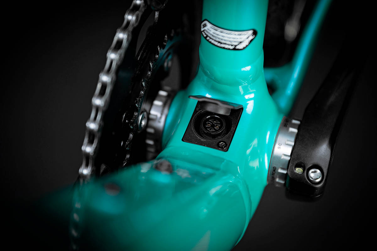 Laadpoort in onderbuis