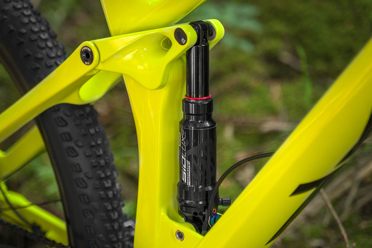 YT Industries - Izzo Uncaged 7