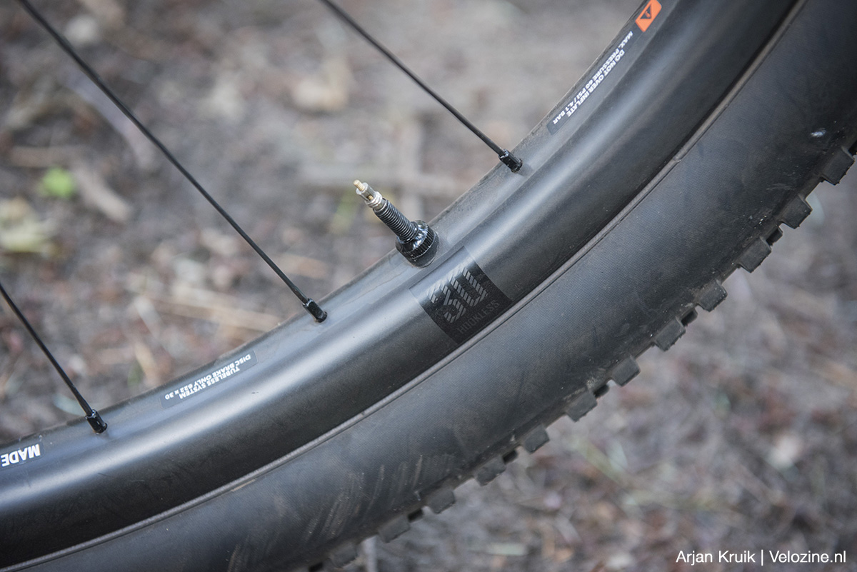 Giant Anthem Advanced Fox Live Valve