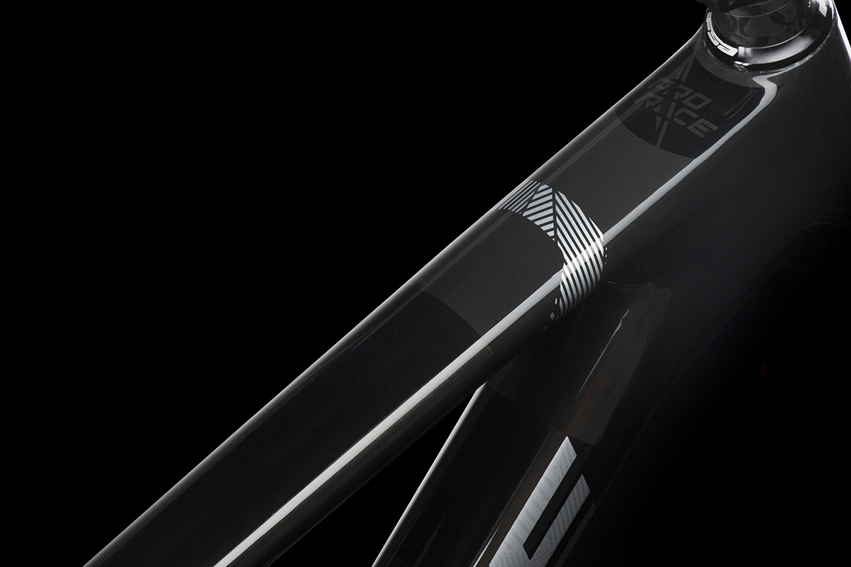 Lapierre Prorace CF hardtail met 3D Tubular concept