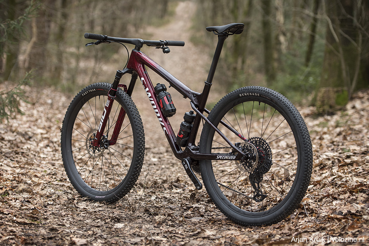 Specialized Epic World Cup 2023 – crosscountry hardtail of fully