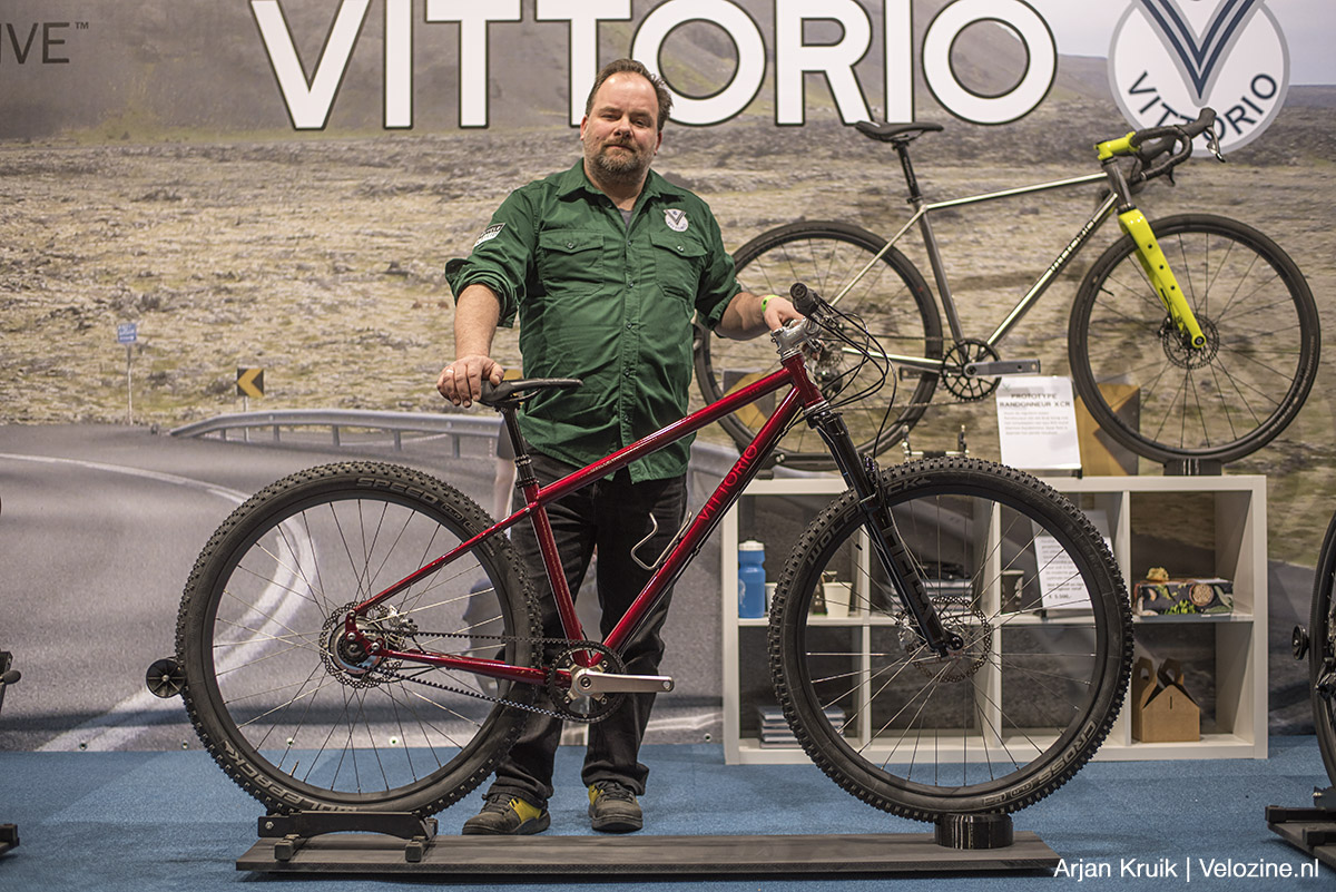 The Bicycle Hub cranks Vittoria ATB