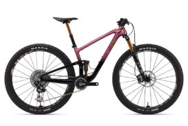 2024_Liv_Pique_Advanced_29_0_Color_Mulberry_Glitter_bp