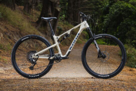 Kona Hei Hei vernieuwd: crosscountry-fullsuspension à la Kona 2025 Kona Hei Hei CR crosscountry fullsuspension