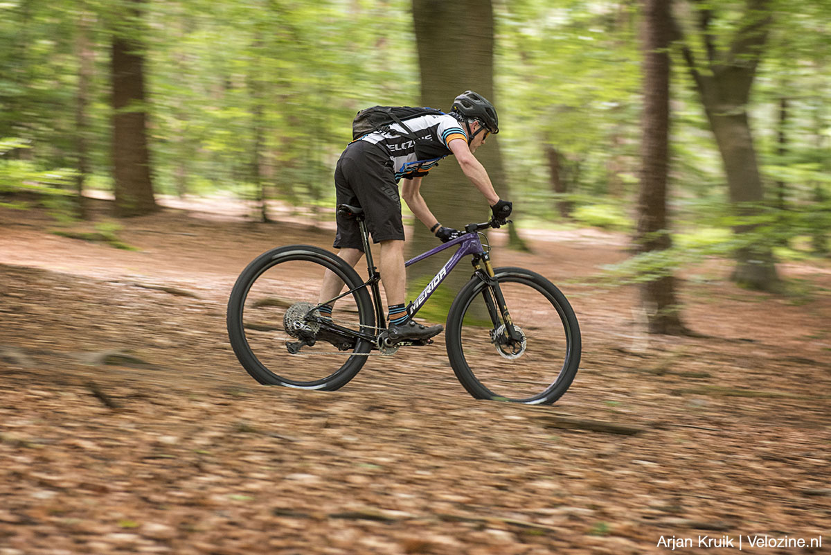 Merida Big Nine 10k 2025 crosscountry carbon hardtail mountainbike