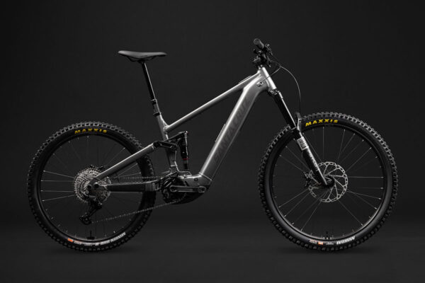 Santa Cruz Vala AL: aluminium e-mountainbike met scherpe prijs en laag gewicht Santa Cruz Vala AL 2026