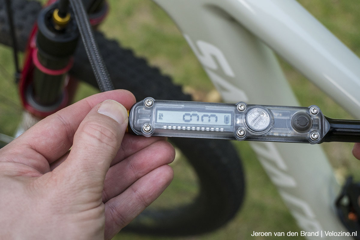 Lezyne Digital Shock Drive demper pomp demperpomp met digitale meting van luchtdruk voor geveerde vork en achterdemper