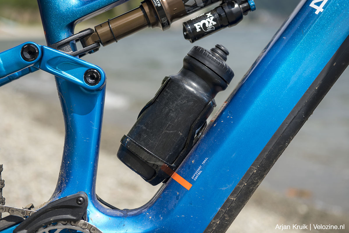 Cube Stereo Hybrid One44