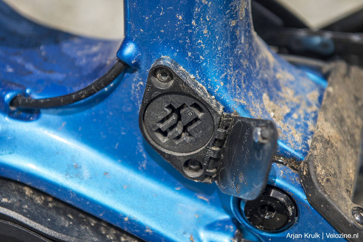 Cube Stereo Hybrid One44