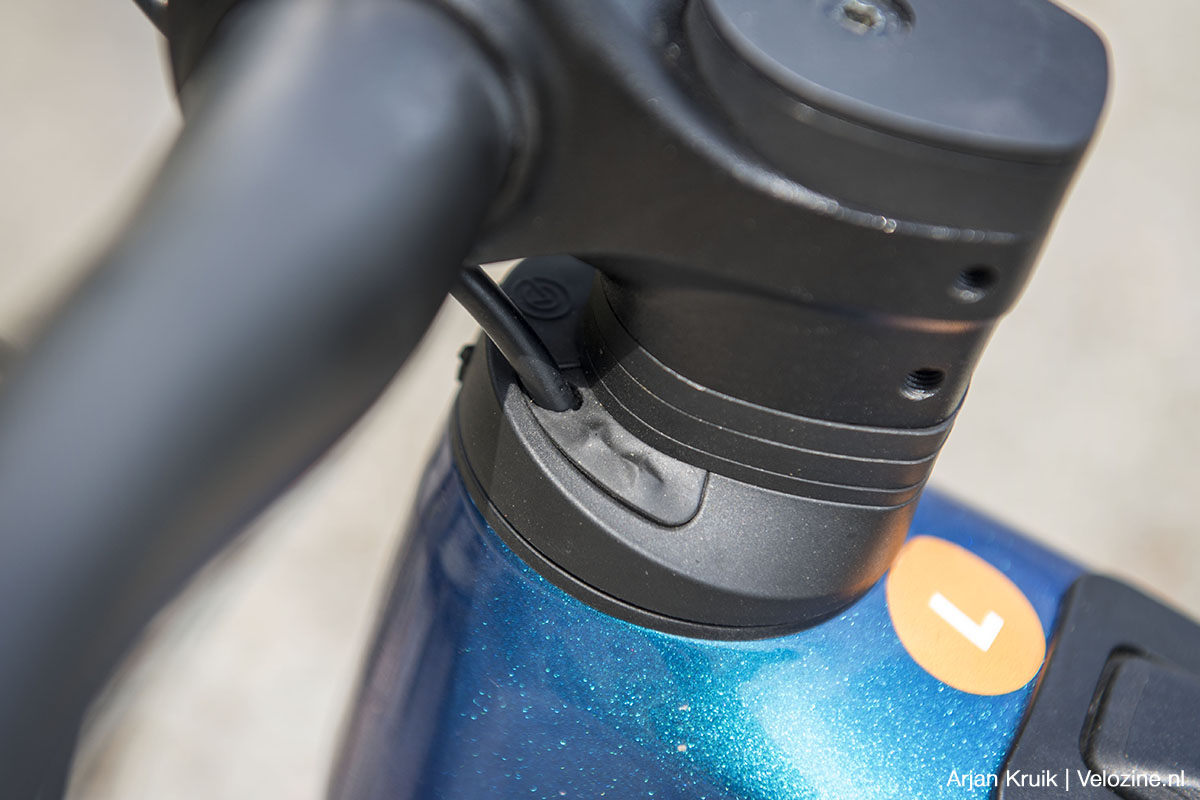 Cube Stereo Hybrid One44