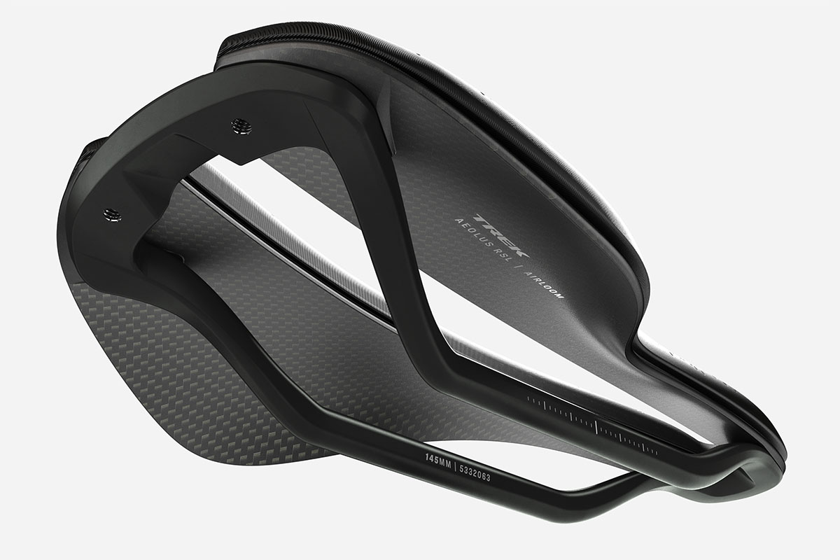 Het Aeolus Airloom RSL zadel heeft een carbon basis en carbon rails