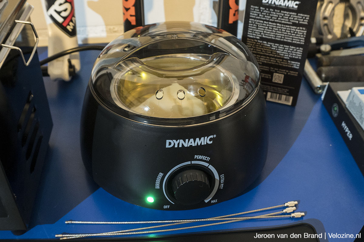 Dynamic Waxifyer wassmelter voor aanbrengen harde was op ketting