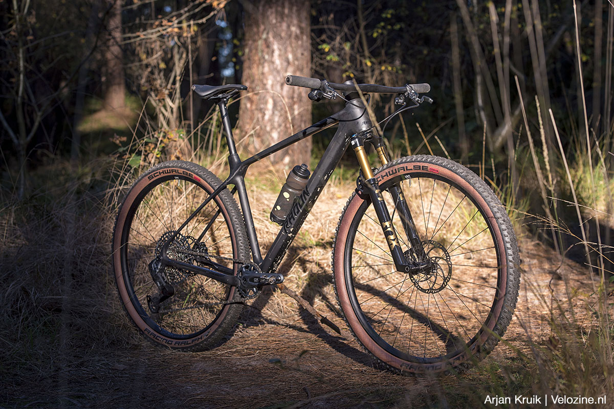 Radon Jealous 9.0 2025 carbon hardtail getest