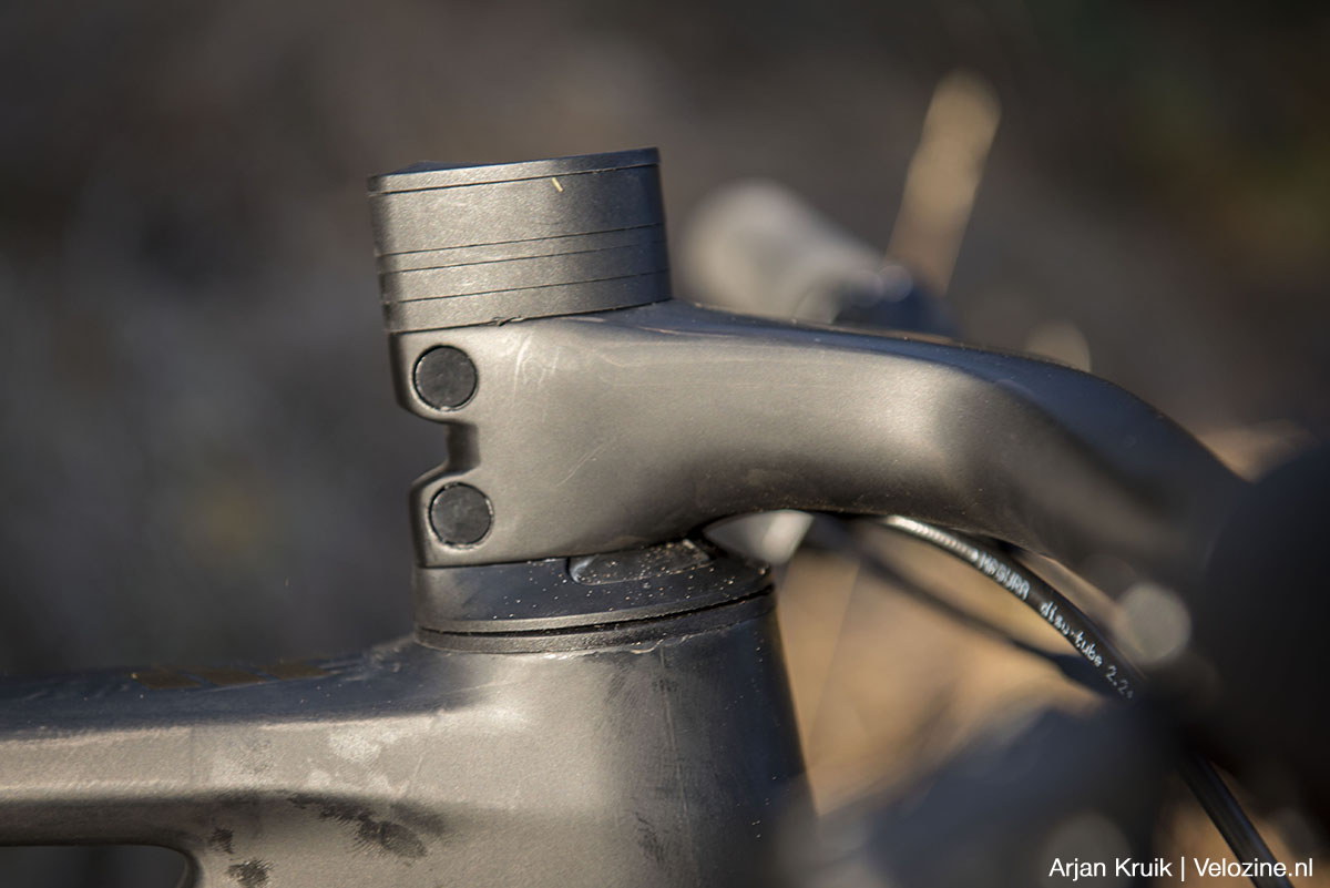 Radon Jealous carbon hardtail