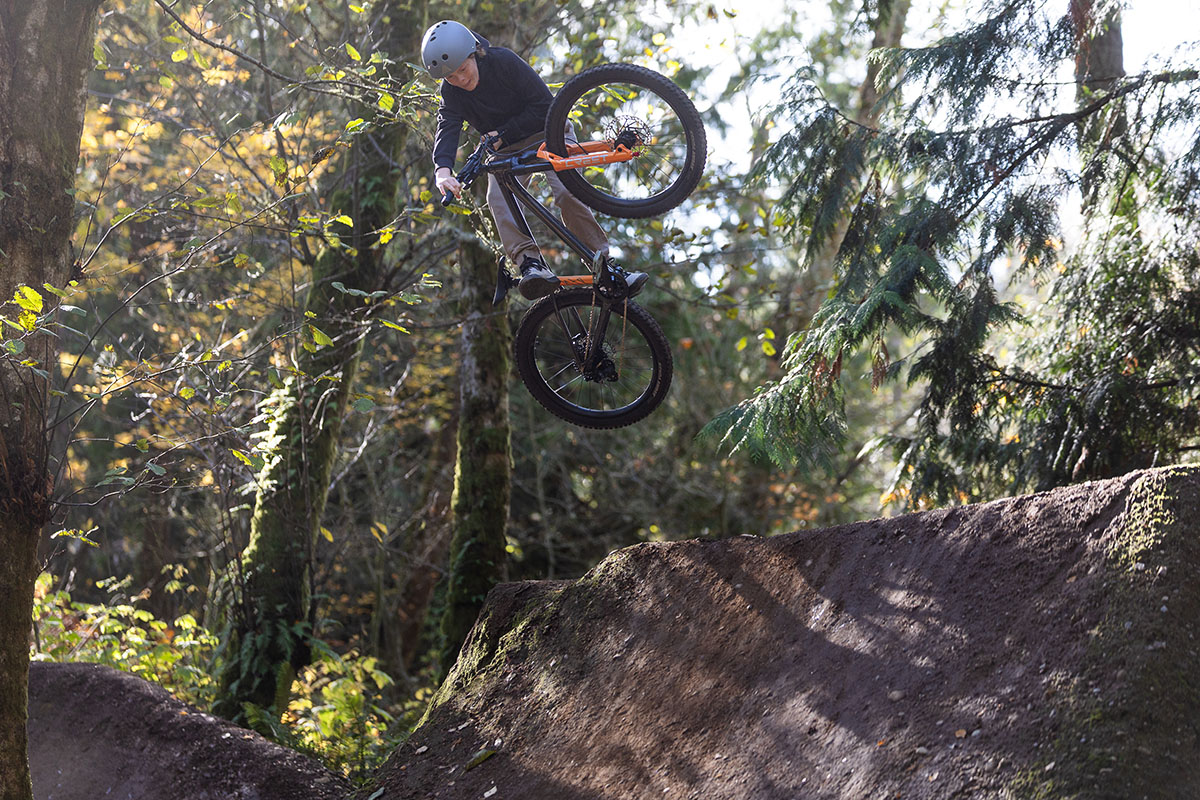 Giant STP 24 kindermountainbike mtb jeugd pumptrack dirtjump