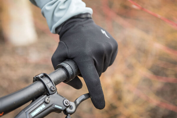 Specialized Softshell Thermal Gloves_19309_12x08_bp