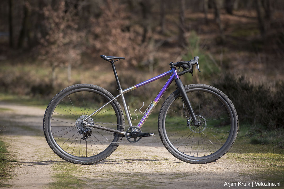 Unpaved Vedder 32 inch wielen gravelbike