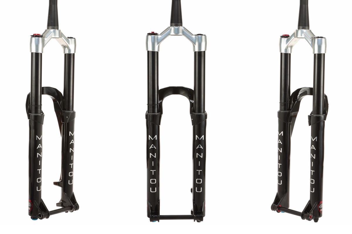 Manitou Mezzer geveerde voorvork met 37 mm binnenpoten gaat de strijd aan met Rockshox Lyrik en Zeb en Fox 36 en 38