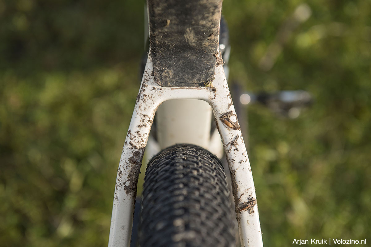 Rose Backroad Unsupported gravelbike