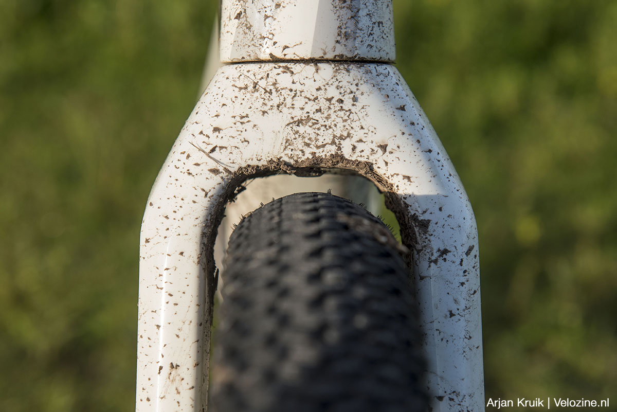 Rose Backroad Unsupported gravelbike