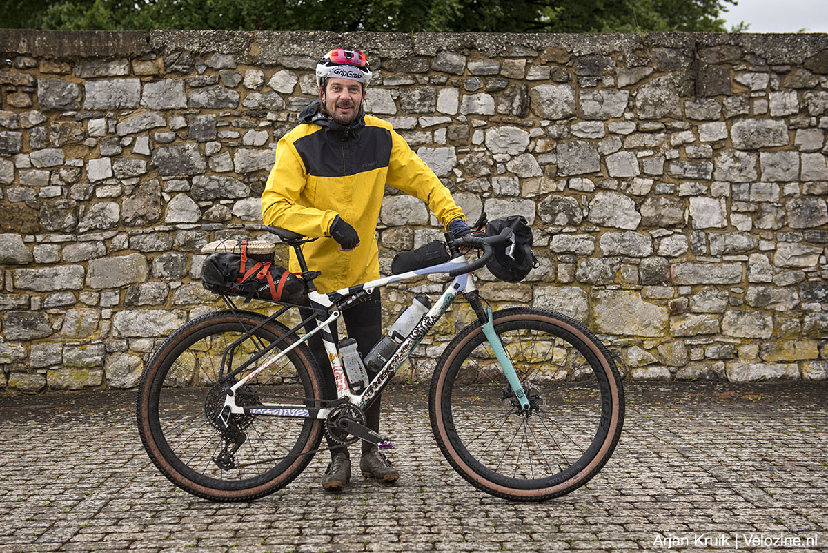 Trek Checkout SL7 gravelbike met voor- en achtervering