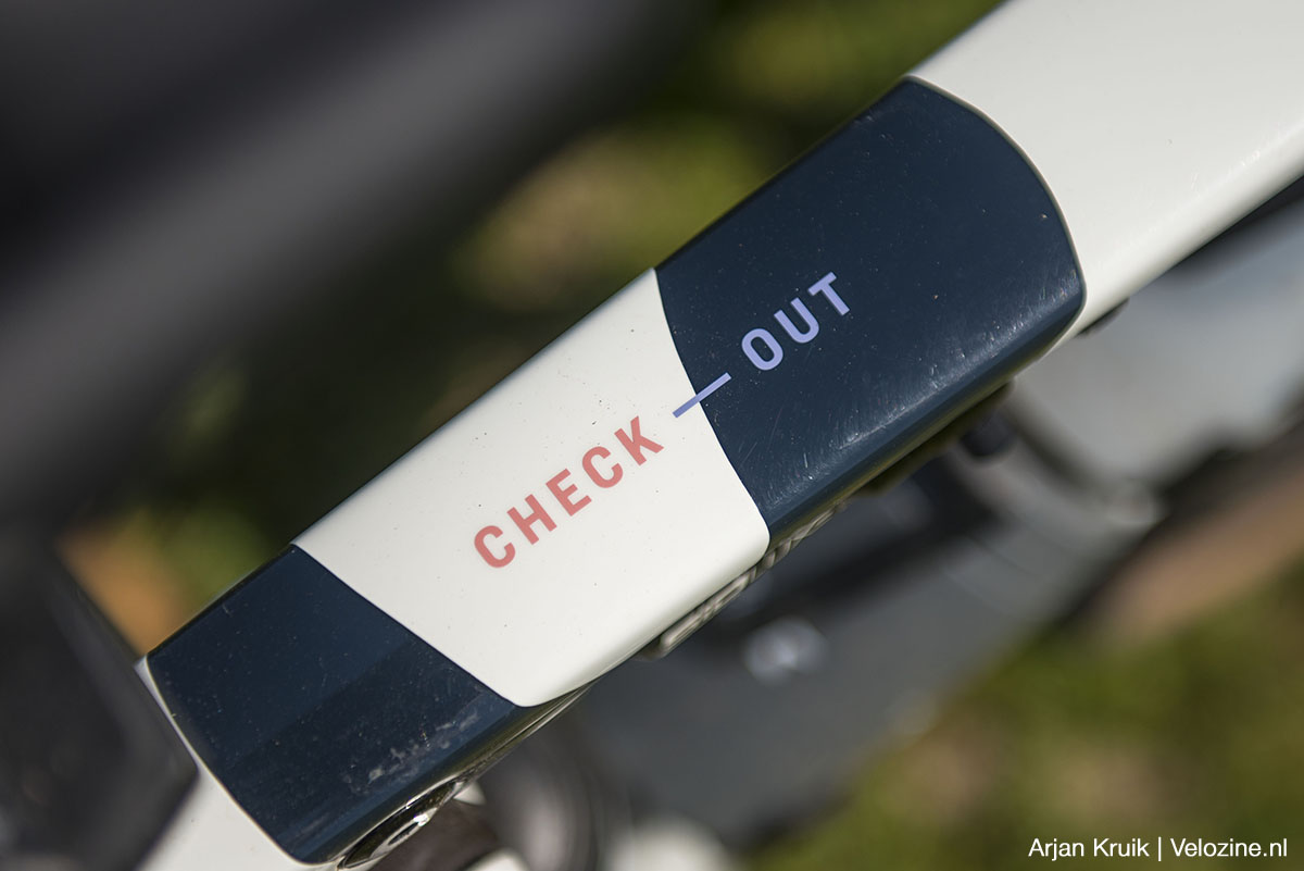 Trek Checkout SL7 gravelbike met voor- en achtervering