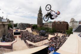 Kijk de Red Bull District Ride in Groningen terug Red Bull District Ride Groningen 2026