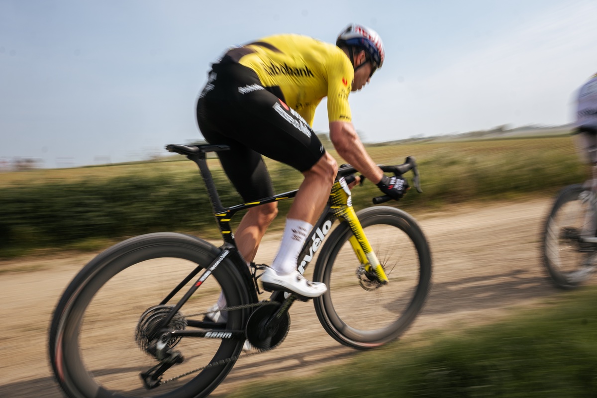 Wout van Aert op de nieuwe Reserve wielen
