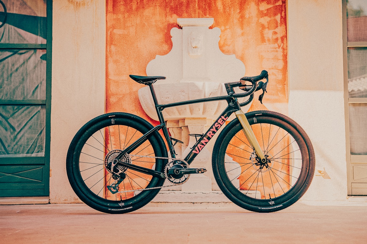 Van Rysel RCR-G gravelbike gravelracer