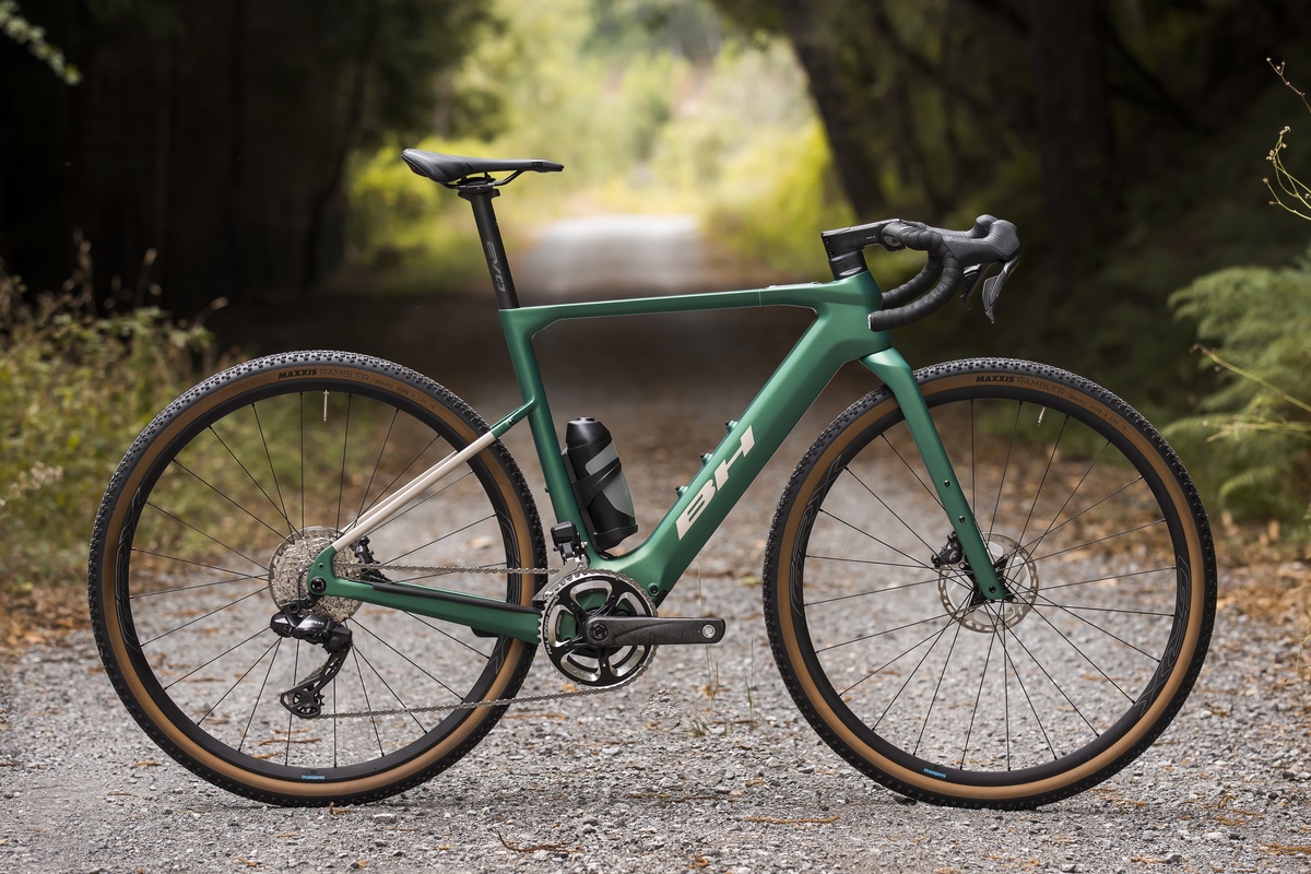 BH Bikes lanceert nieuwe generatie van de e-gravelbike iGravelX met SEG BLM middenmotor