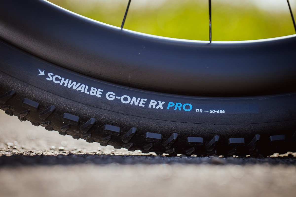 Schwalbe 32 inch G-One RX Pro 50-686